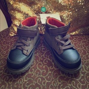 Brand New Size 10 Carters Boots
